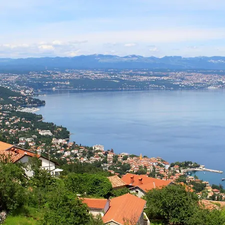 דירה With Parking Space Lovran, Opatija - 23701 *