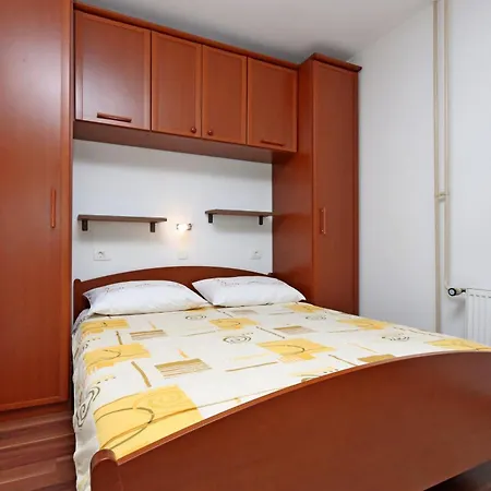With Parking Space Lovran, Opatija - 23701 דירה
