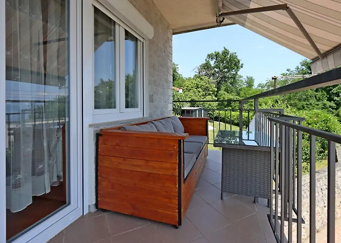 Apartamento With Parking Space Lovran, Opatija - 23701 *
